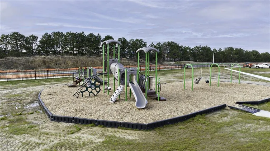 Suffolk, Virginia 23434, United States, 4 Bedrooms Bedrooms, ,3 BathroomsBathrooms,Residential,Active,223972