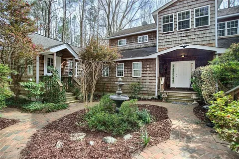 9550 Gee Farm Road, Gloucester, VA 23061 - #: 10525201