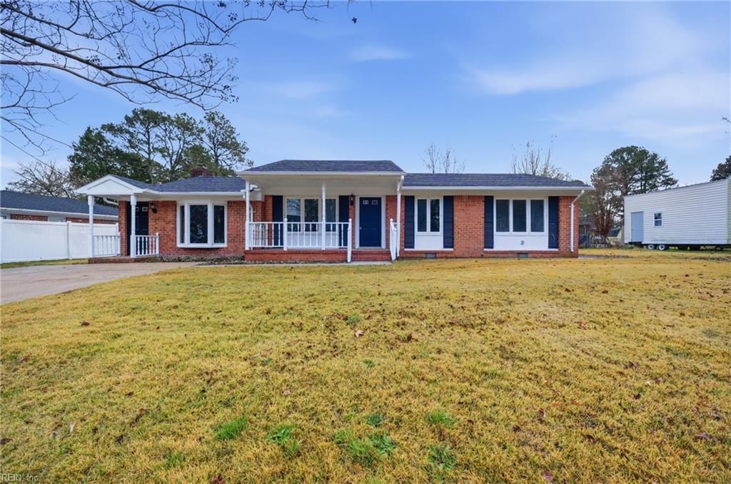 Photo of 1505 Austin Drive, Suffolk, VA 23434 (MLS # 10612354)