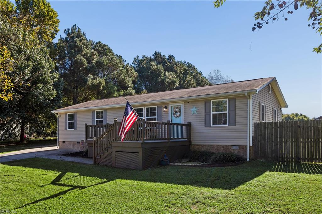 Photo of 6759 Hilltop Drive, Gloucester, VA 23061 (MLS # 10657082)