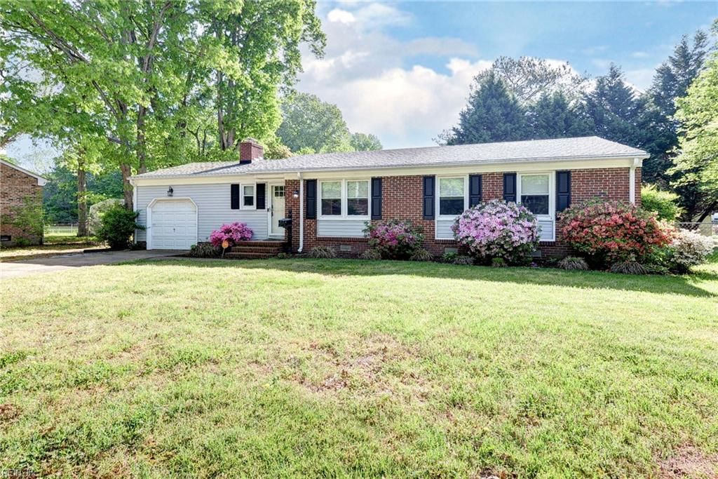 Photo of 614 Martire Circle, Newport News, VA 23601 (MLS # 10630163)