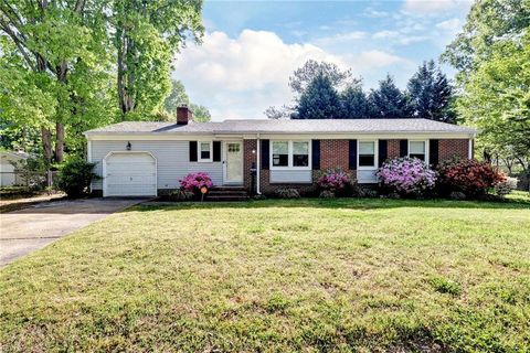 Photo of 614 Martire Circle, Newport News, VA 23601 (MLS # 10630163)
