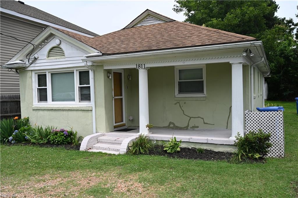 Photo of 1811 Hoover Avenue, Chesapeake, VA 23324 (MLS # 10641522)