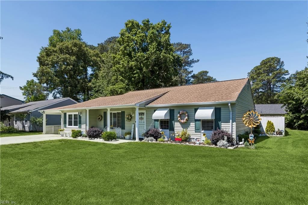 Photo of 25 Old Church Circle, Portsmouth, VA 23703 (MLS # 10635112)