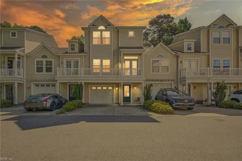 422 New London Place, Virginia Beach, VA 23454 - #: 10580835