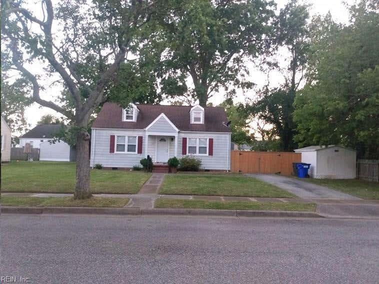 Photo of 1371 E Norcova Drive, Norfolk, VA 23502 (MLS # 10639150)