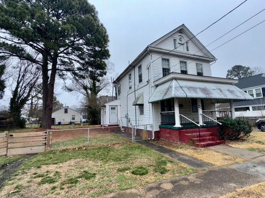 Photo of 1519 Lansing Avenue, Portsmouth, VA 23704 (MLS # 10624911)