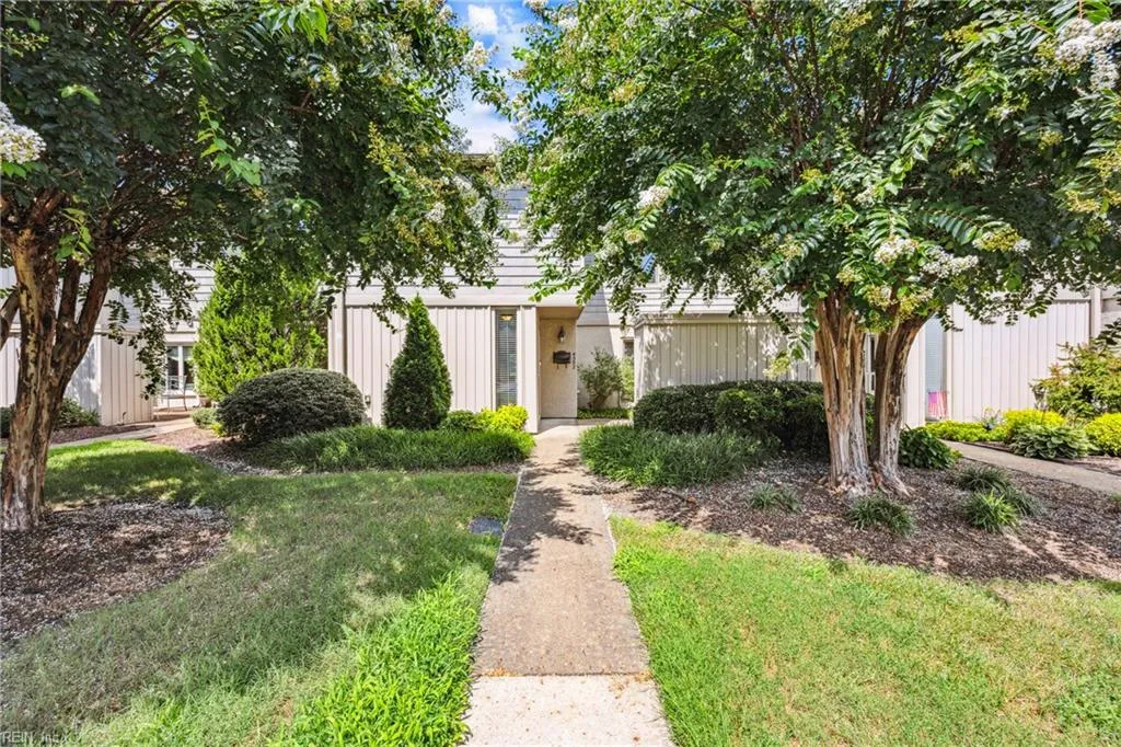 Portsmouth, Virginia 23703, United States, 3 Bedrooms Bedrooms, ,3 BathroomsBathrooms,Residential,Active,173521 Portsmouth, Virginia 23703, United States, 3 Bedrooms Bedrooms, ,3 BathroomsBathrooms,Residential,Active,173521