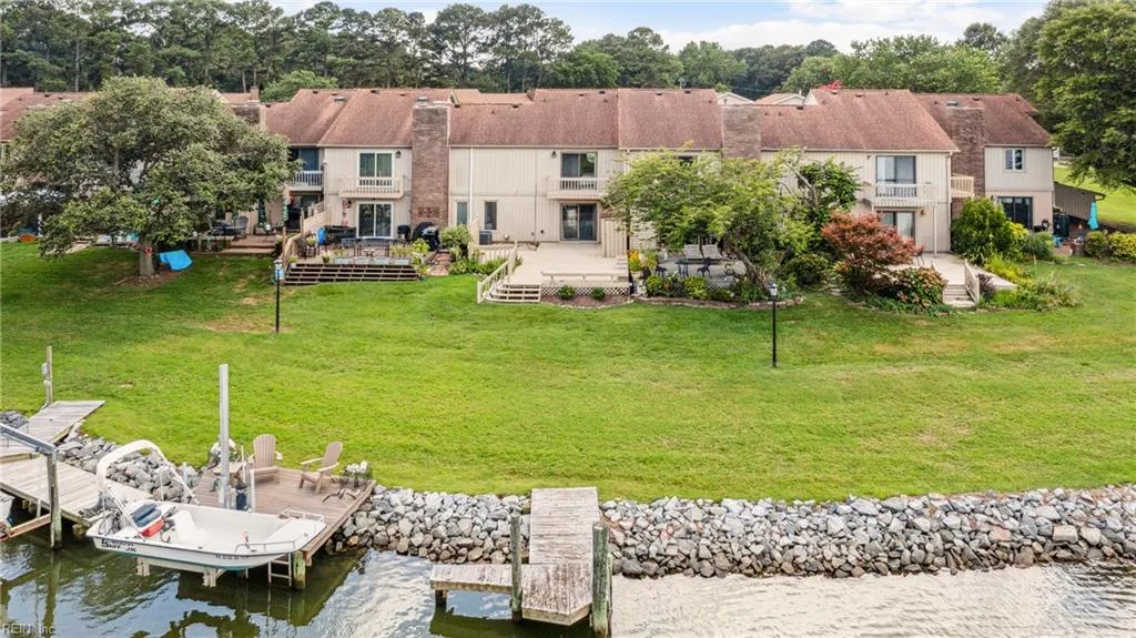 Portsmouth, Virginia 23703, United States, 3 Bedrooms Bedrooms, ,3 BathroomsBathrooms,Residential,Active,173521