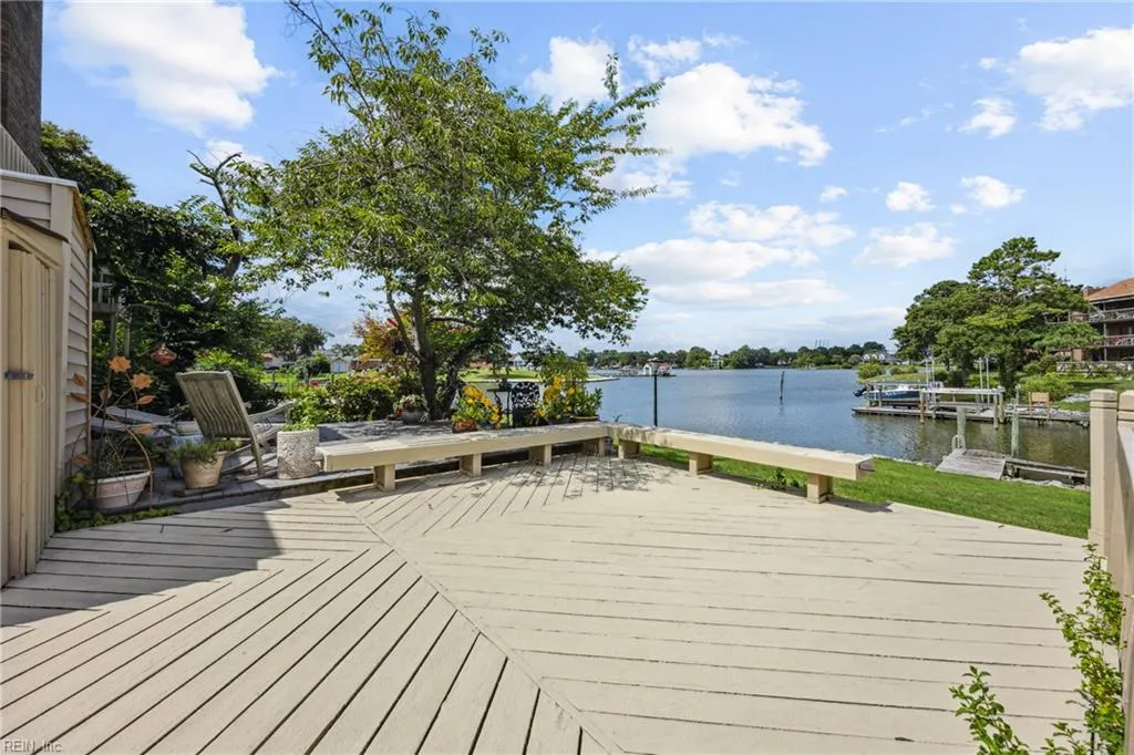 Portsmouth, Virginia 23703, United States, 3 Bedrooms Bedrooms, ,3 BathroomsBathrooms,Residential,Active,173521