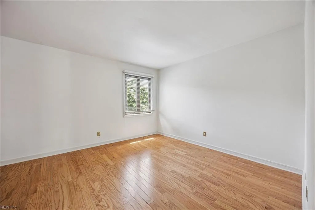 Portsmouth, Virginia 23703, United States, 3 Bedrooms Bedrooms, ,3 BathroomsBathrooms,Residential,Active,173521