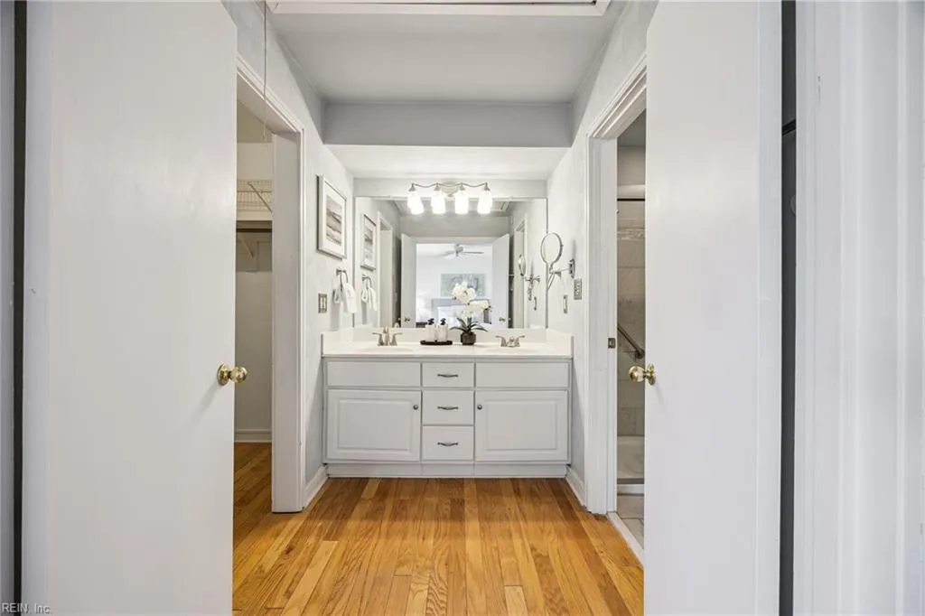 Portsmouth, Virginia 23703, United States, 3 Bedrooms Bedrooms, ,3 BathroomsBathrooms,Residential,Active,173521