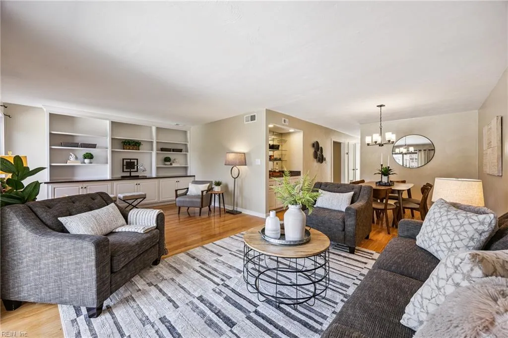 Portsmouth, Virginia 23703, United States, 3 Bedrooms Bedrooms, ,3 BathroomsBathrooms,Residential,Active,173521