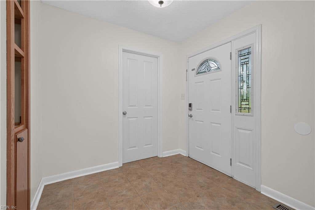 Photo of 905 Shillelagh Road, Chesapeake, VA 23323 (MLS # 10643554)