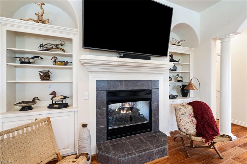 Virginia Beach, Virginia 23456, United States, 4 Bedrooms Bedrooms, ,3 BathroomsBathrooms,Residential,Pending,102781