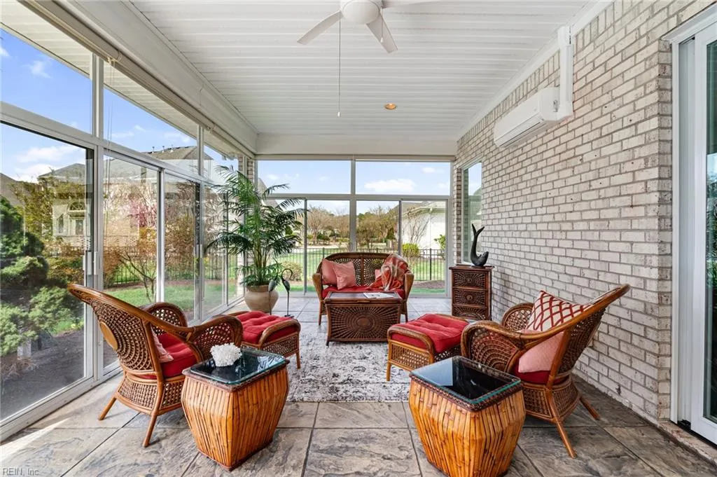 Virginia Beach, Virginia 23456, United States, 4 Bedrooms Bedrooms, ,3 BathroomsBathrooms,Residential,Pending,102781