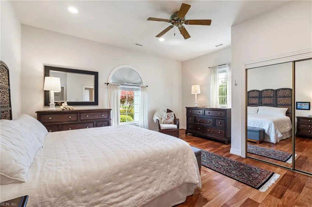 Virginia Beach, Virginia 23456, United States, 4 Bedrooms Bedrooms, ,3 BathroomsBathrooms,Residential,Pending,102781