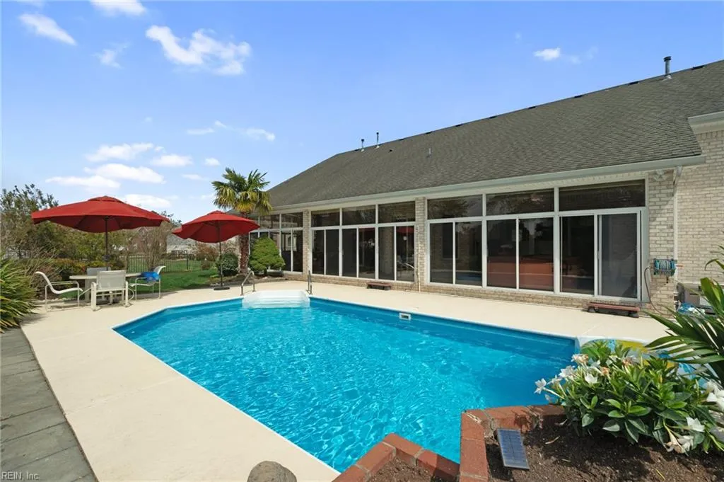 Virginia Beach, Virginia 23456, United States, 4 Bedrooms Bedrooms, ,3 BathroomsBathrooms,Residential,Pending,102781