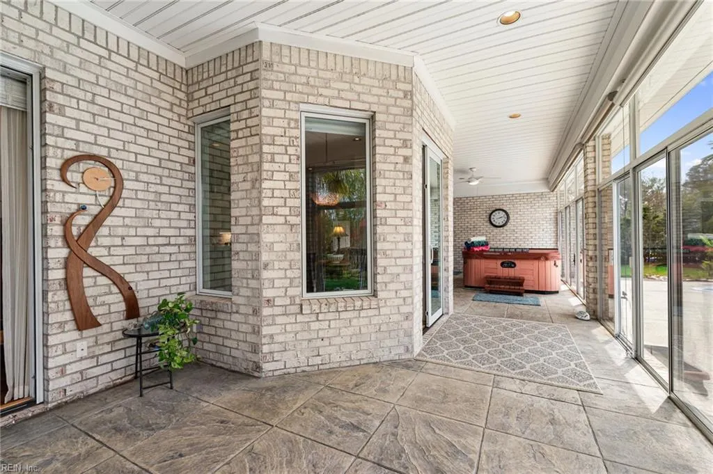 Virginia Beach, Virginia 23456, United States, 4 Bedrooms Bedrooms, ,3 BathroomsBathrooms,Residential,Pending,102781