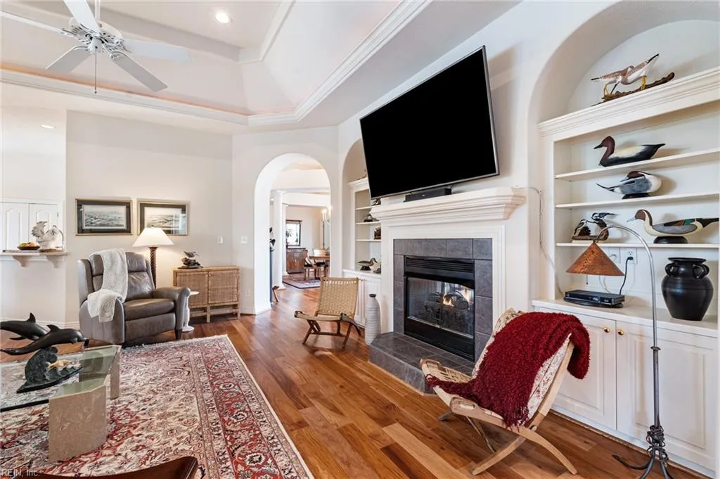 Virginia Beach, Virginia 23456, United States, 4 Bedrooms Bedrooms, ,3 BathroomsBathrooms,Residential,Pending,102781