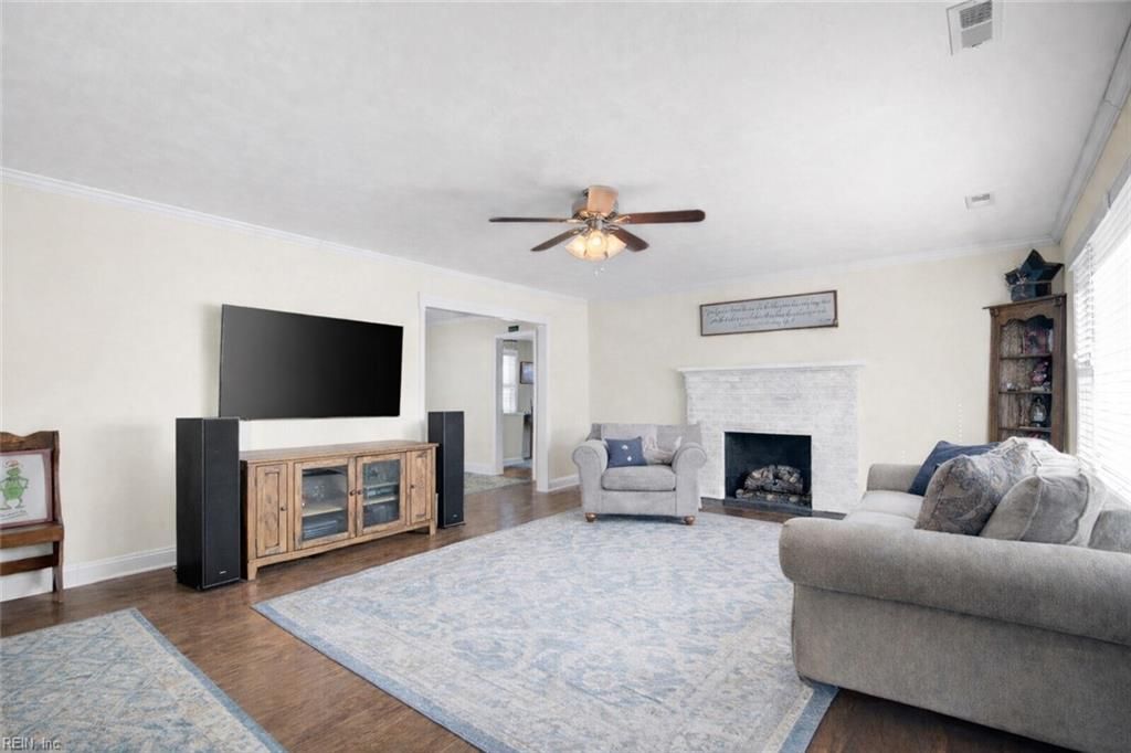 Photo of 4 Bayberry Drive, Newport News, VA 23601 (MLS # 10614262)