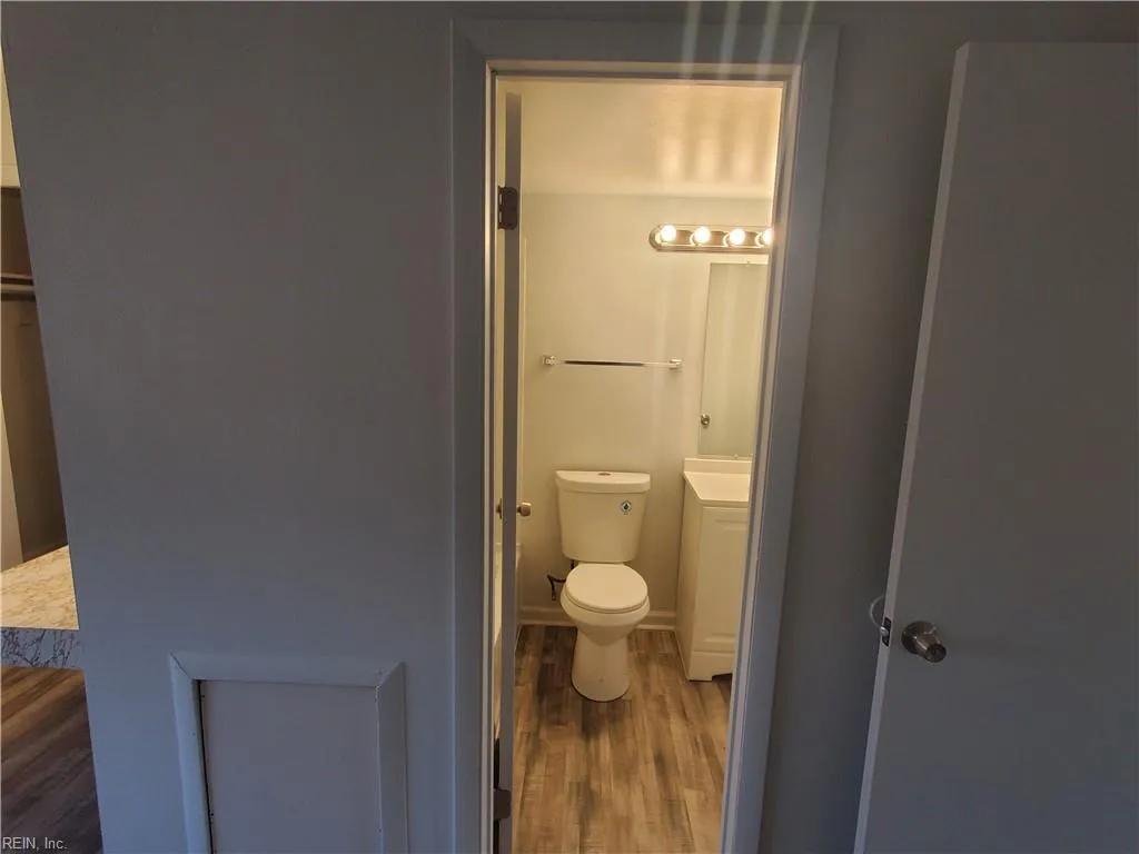 Virginia Beach, Virginia 23455, United States, 3 Bedrooms Bedrooms, ,2 BathroomsBathrooms,Residential,Active,77565