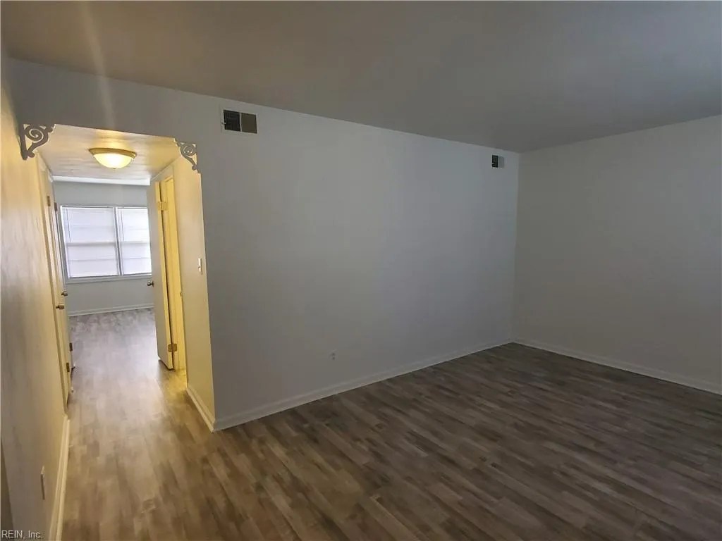 Virginia Beach, Virginia 23455, United States, 3 Bedrooms Bedrooms, ,2 BathroomsBathrooms,Residential,Active,77565