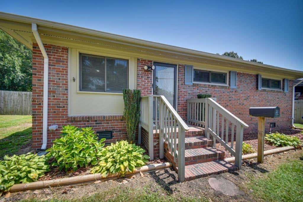 Photo of 216 Matt Lane, Virginia Beach, VA 23454 (MLS # 10640988)