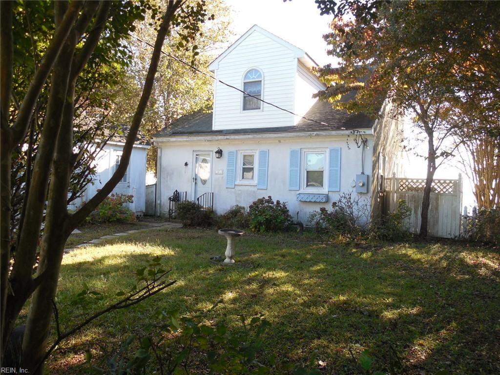 Photo of 3851 Old Concord Road, Gloucester, VA 23061 (MLS # 10658500)
