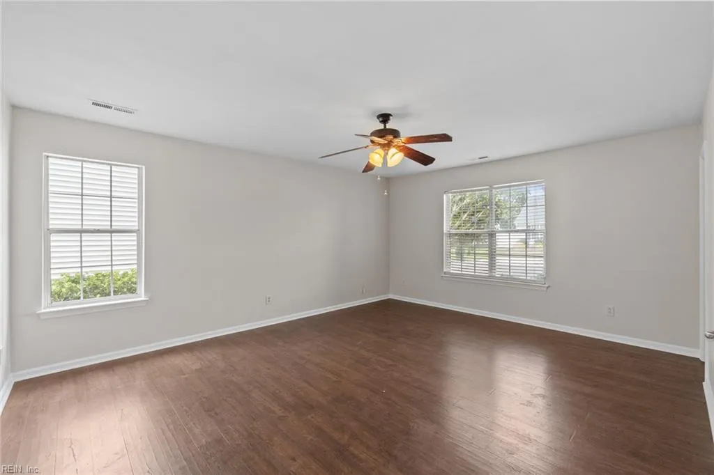 Virginia Beach, Virginia 23454, United States, 3 Bedrooms Bedrooms, ,2 BathroomsBathrooms,Residential,Active,198898