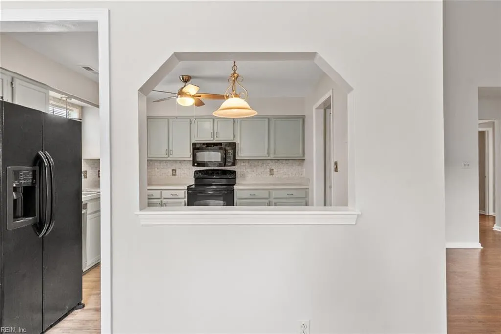 Virginia Beach, Virginia 23454, United States, 3 Bedrooms Bedrooms, ,2 BathroomsBathrooms,Residential,Active,198898