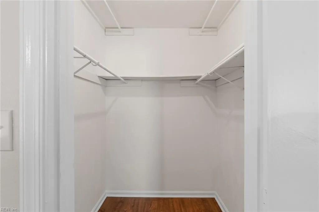 Virginia Beach, Virginia 23454, United States, 3 Bedrooms Bedrooms, ,2 BathroomsBathrooms,Residential,Active,198898