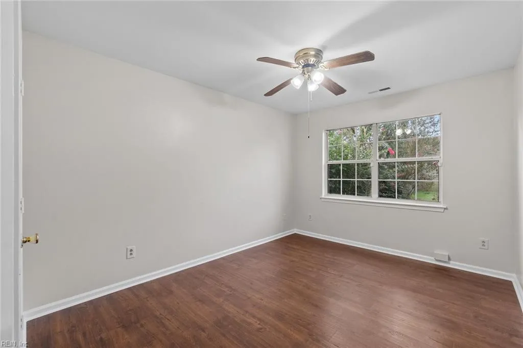 Virginia Beach, Virginia 23454, United States, 3 Bedrooms Bedrooms, ,2 BathroomsBathrooms,Residential,Active,198898