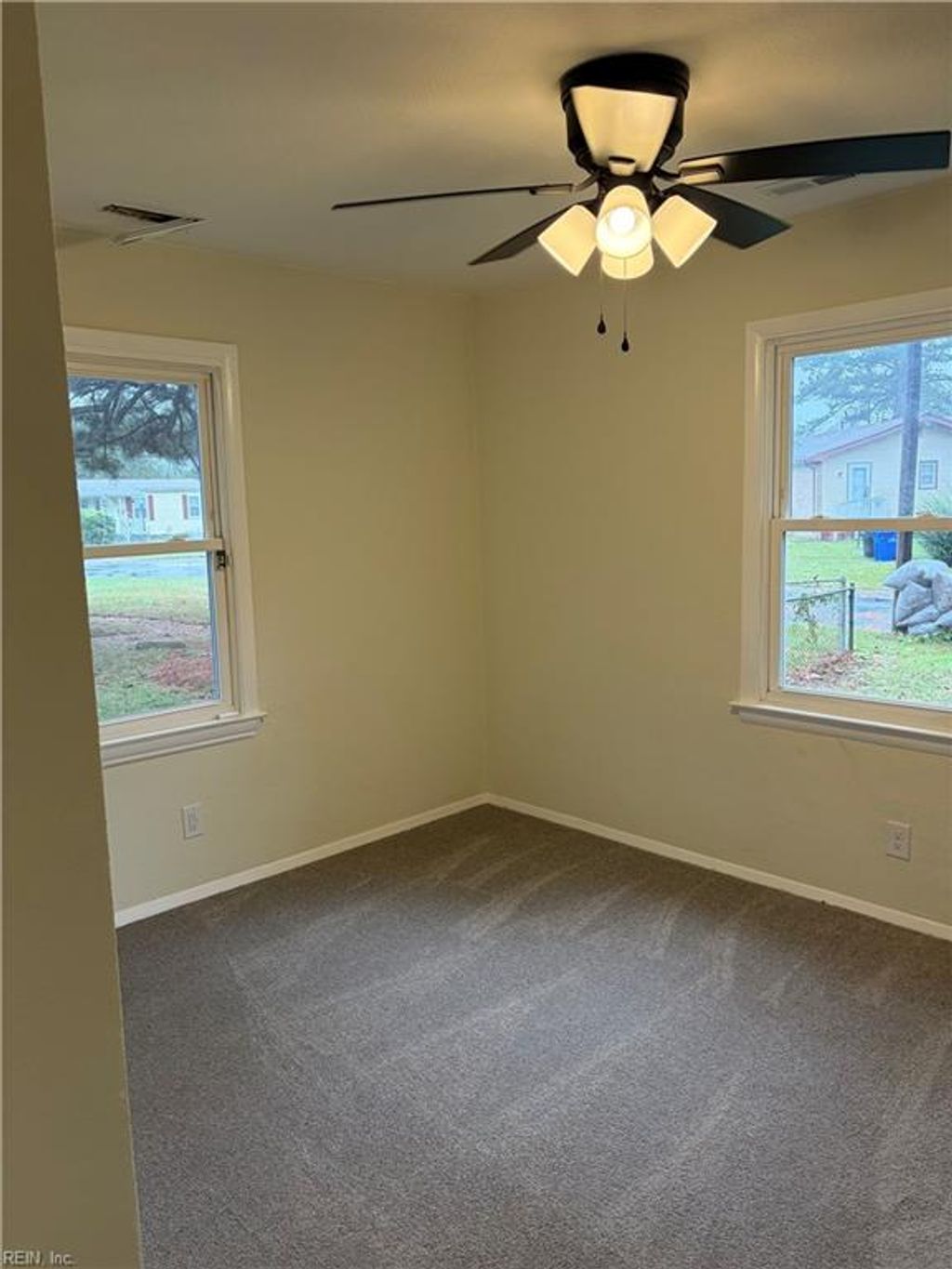 Photo of 125 Carol Lane, Portsmouth, VA 23701 (MLS # 10634088)