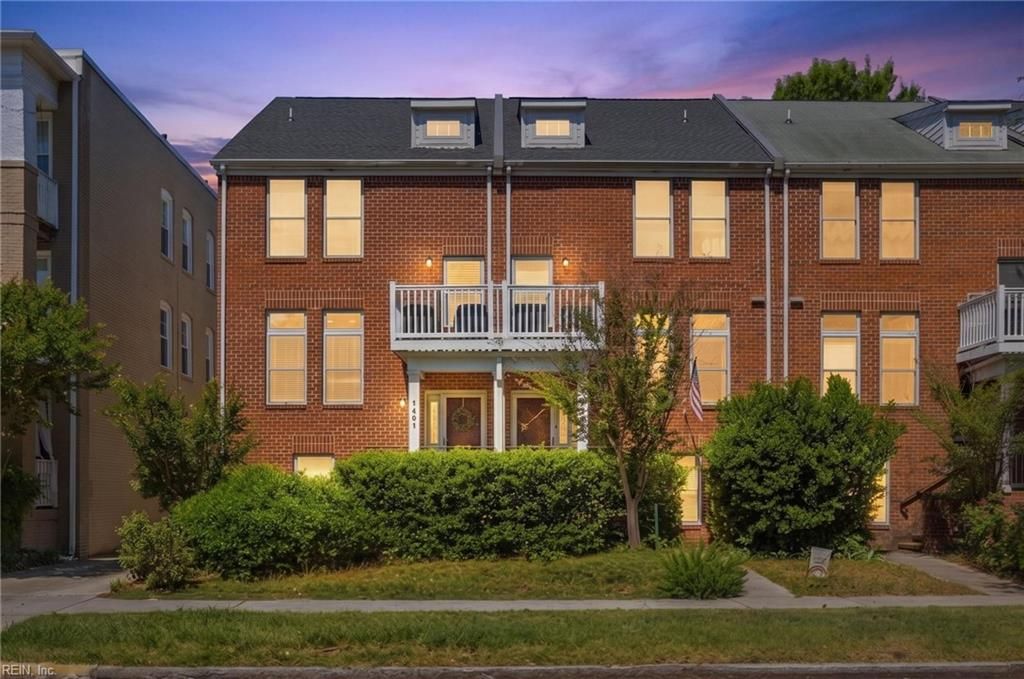 Photo of 1401 Colonial Ave AVE, Norfolk, VA 23517 (MLS # 10634316)