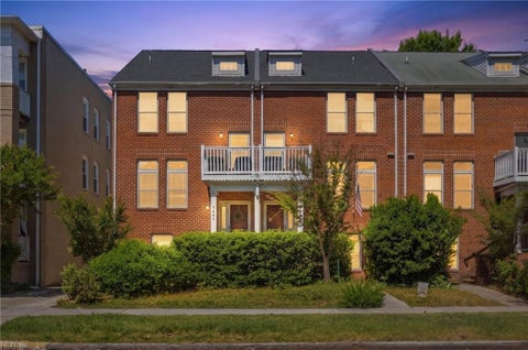 Photo for 1401 Colonial Ave