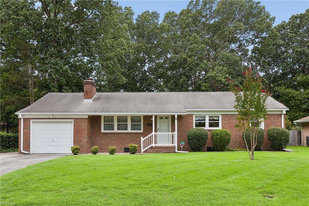 Photo of 843 Catalina Drive, Newport News, VA 23608 (MLS # 10650693)