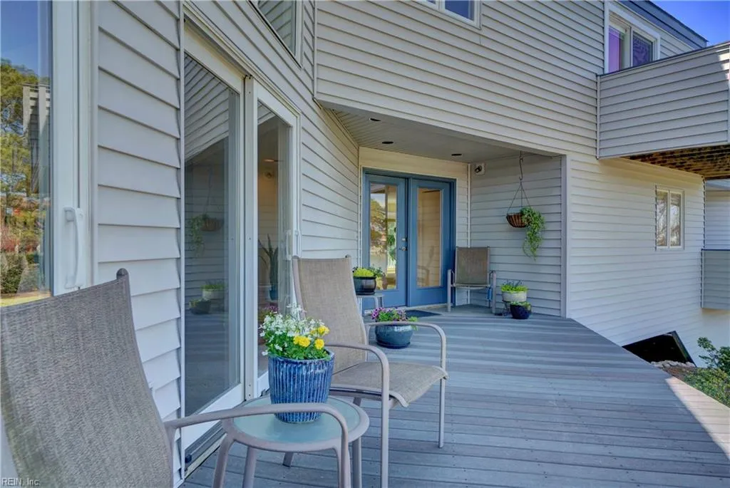 Norfolk, Virginia 23508, United States, 4 Bedrooms Bedrooms, ,2 BathroomsBathrooms,Residential,Pending,112064