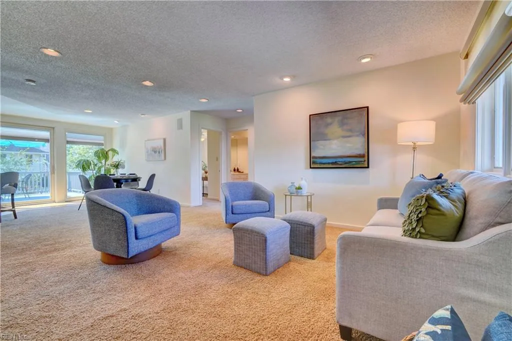 Norfolk, Virginia 23508, United States, 4 Bedrooms Bedrooms, ,2 BathroomsBathrooms,Residential,Pending,112064