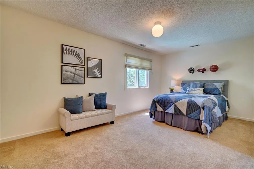 Norfolk, Virginia 23508, United States, 4 Bedrooms Bedrooms, ,2 BathroomsBathrooms,Residential,Pending,112064