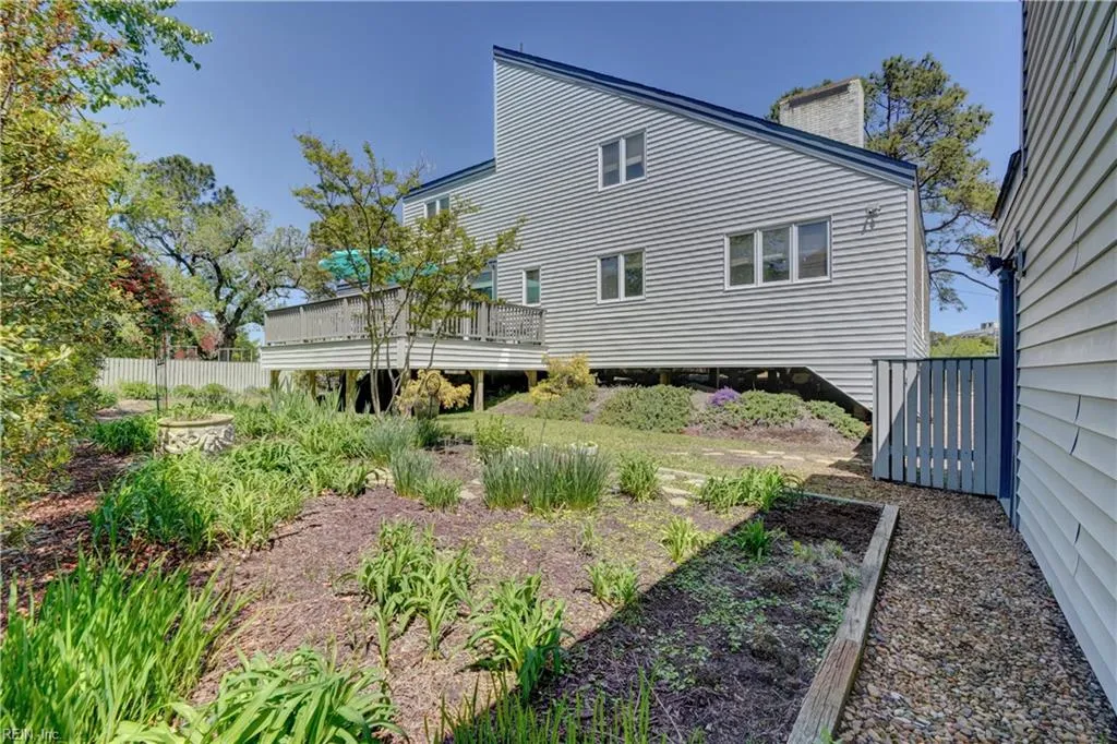 Norfolk, Virginia 23508, United States, 4 Bedrooms Bedrooms, ,2 BathroomsBathrooms,Residential,Pending,112064