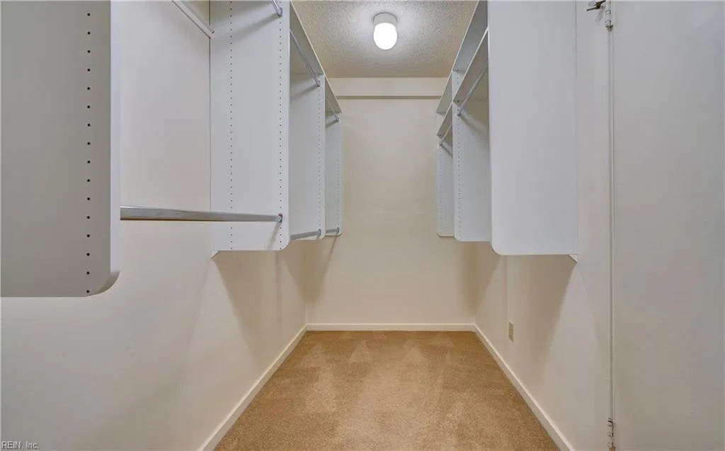 Norfolk, Virginia 23508, United States, 4 Bedrooms Bedrooms, ,2 BathroomsBathrooms,Residential,Pending,112064