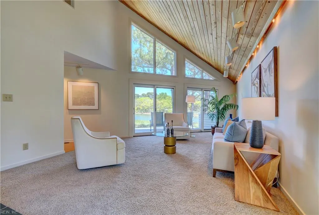 Norfolk, Virginia 23508, United States, 4 Bedrooms Bedrooms, ,2 BathroomsBathrooms,Residential,Pending,112064