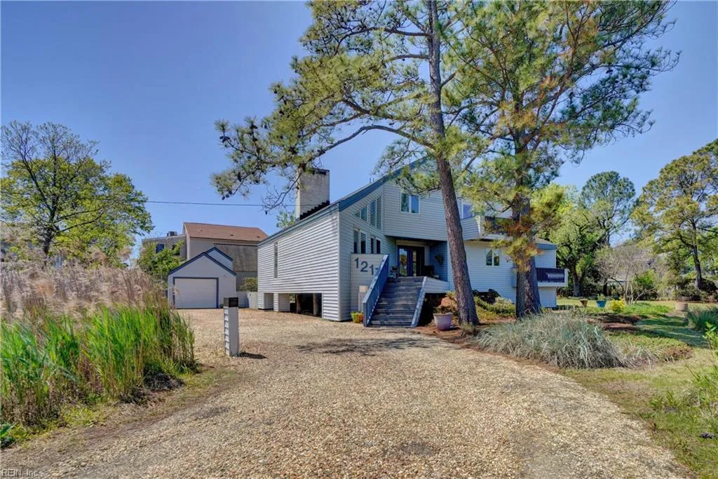 Norfolk, Virginia 23508, United States, 4 Bedrooms Bedrooms, ,2 BathroomsBathrooms,Residential,Pending,112064