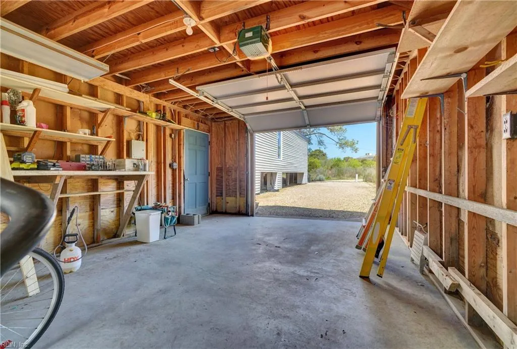 Norfolk, Virginia 23508, United States, 4 Bedrooms Bedrooms, ,2 BathroomsBathrooms,Residential,Pending,112064