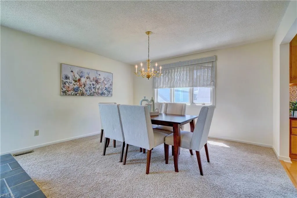 Norfolk, Virginia 23508, United States, 4 Bedrooms Bedrooms, ,2 BathroomsBathrooms,Residential,Pending,112064