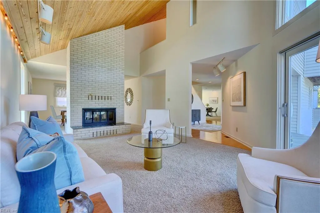 Norfolk, Virginia 23508, United States, 4 Bedrooms Bedrooms, ,2 BathroomsBathrooms,Residential,Pending,112064