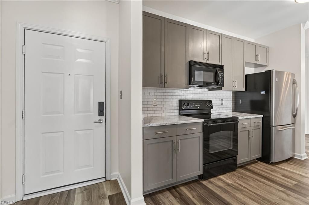 Photo of 1400 Granby Street #413, Norfolk, VA 23510 (MLS # 10606542)