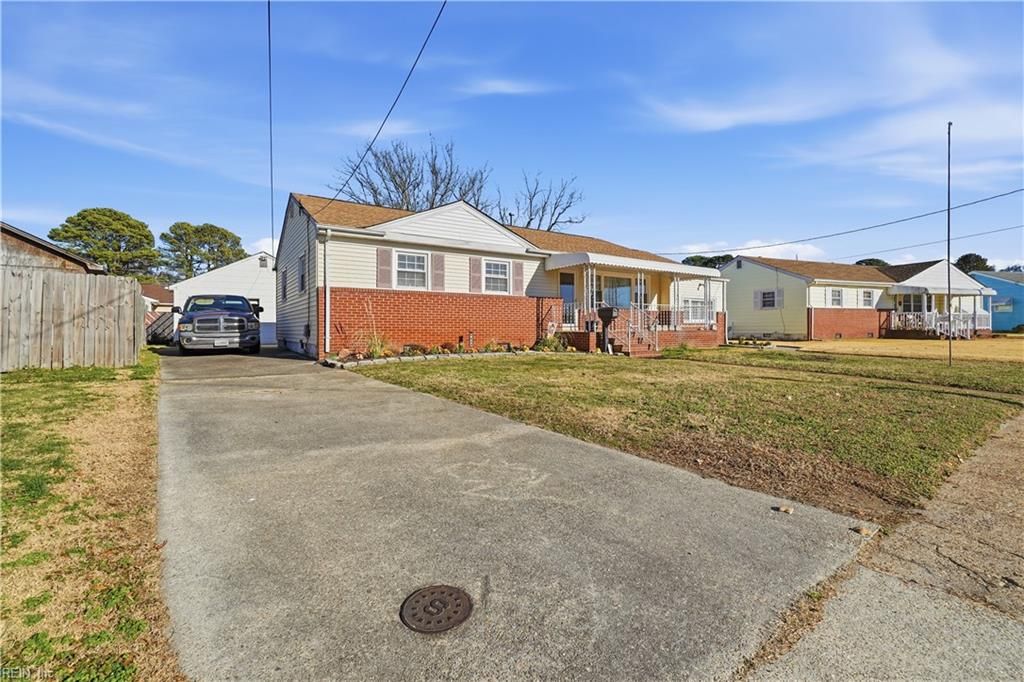 Photo of 8038 Bowwood Lane, Norfolk, VA 23518 (MLS # 10618397)