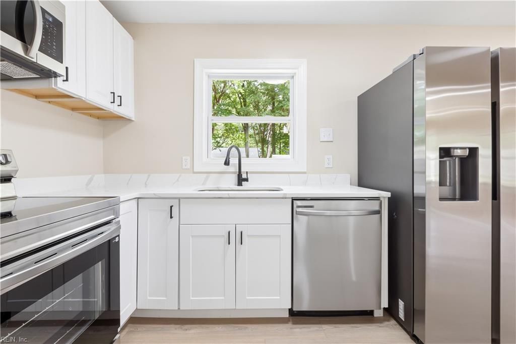 Photo of 213 Shawen Drive, Hampton, VA 23669 (MLS # 10638527)